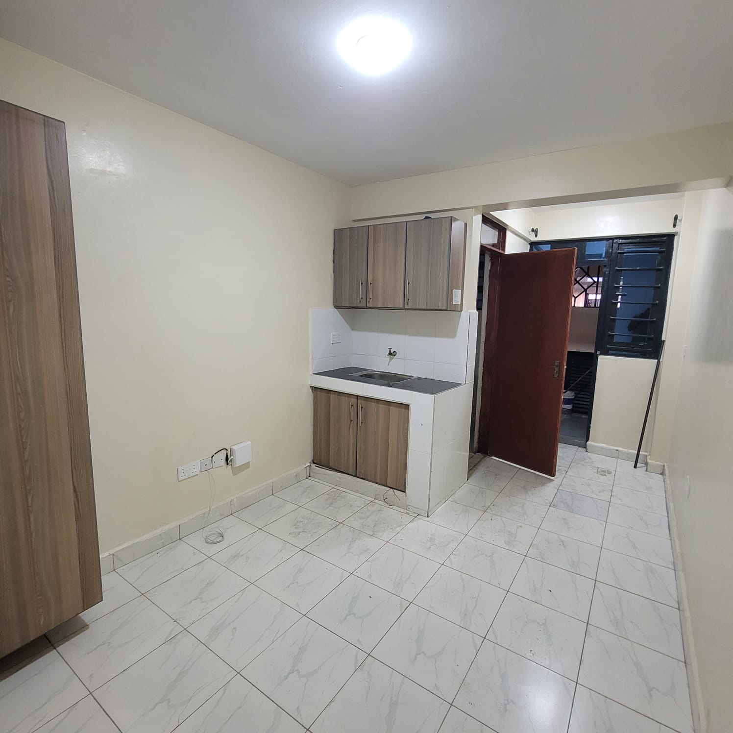 Crystonell Apartment